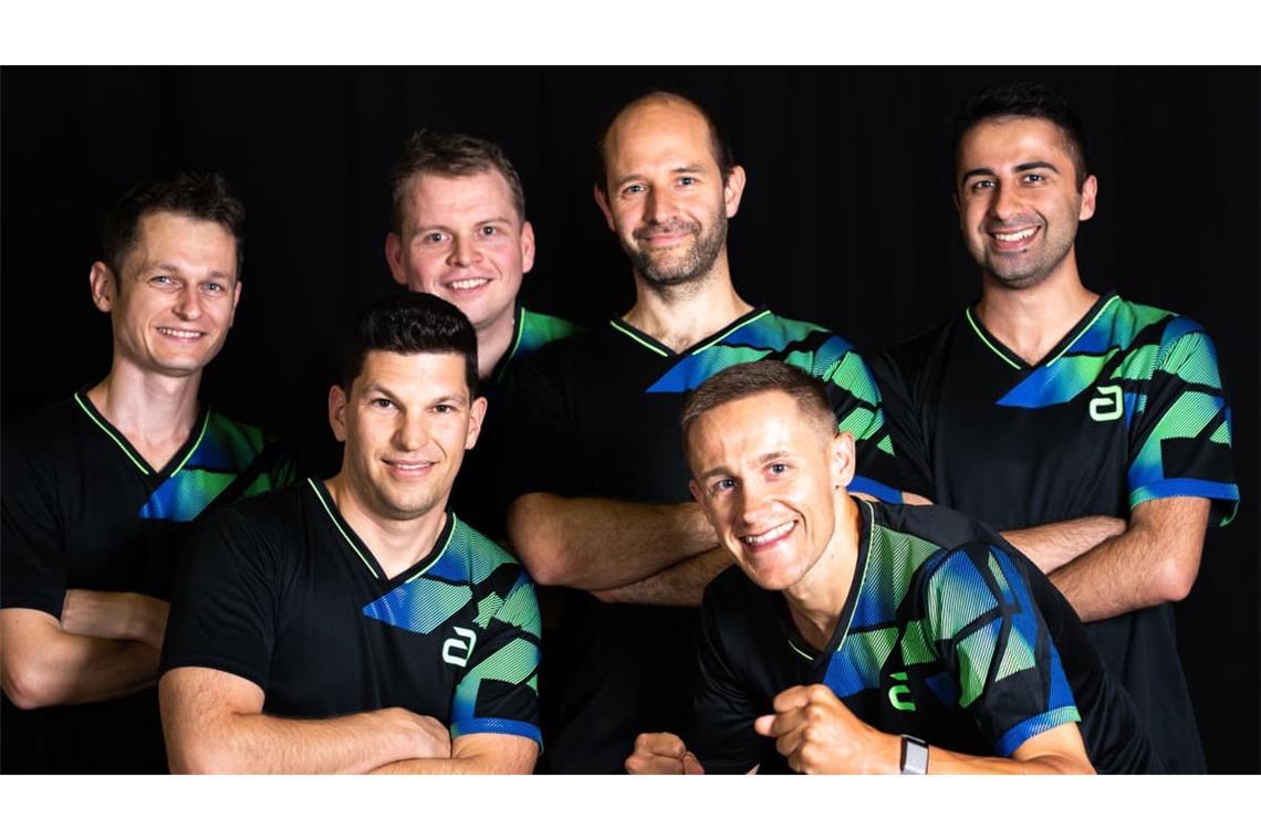 Das Team des TV Hochdorf  der Saison 2026/2027, hinten links: Johannes Dehn, Marius Schrimpf, Jurij von Randow,  Ilkay Deniz. Vorne von links: Marcel Hees, Nico Peller.  