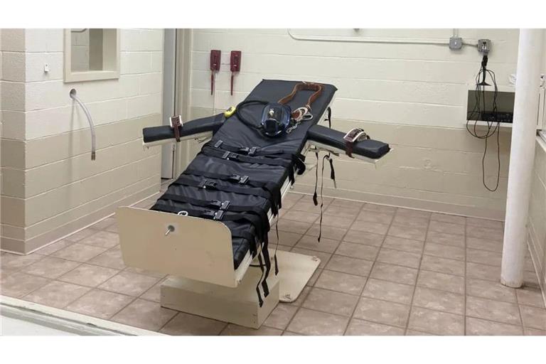 Das undatierte Foto, das vom U.S. District Court zur Verfügung gestellt wurde, zeigt die Hinrichtungsstätte in der neuen Hinrichtungskammer im Louisiana State Penitentiary.