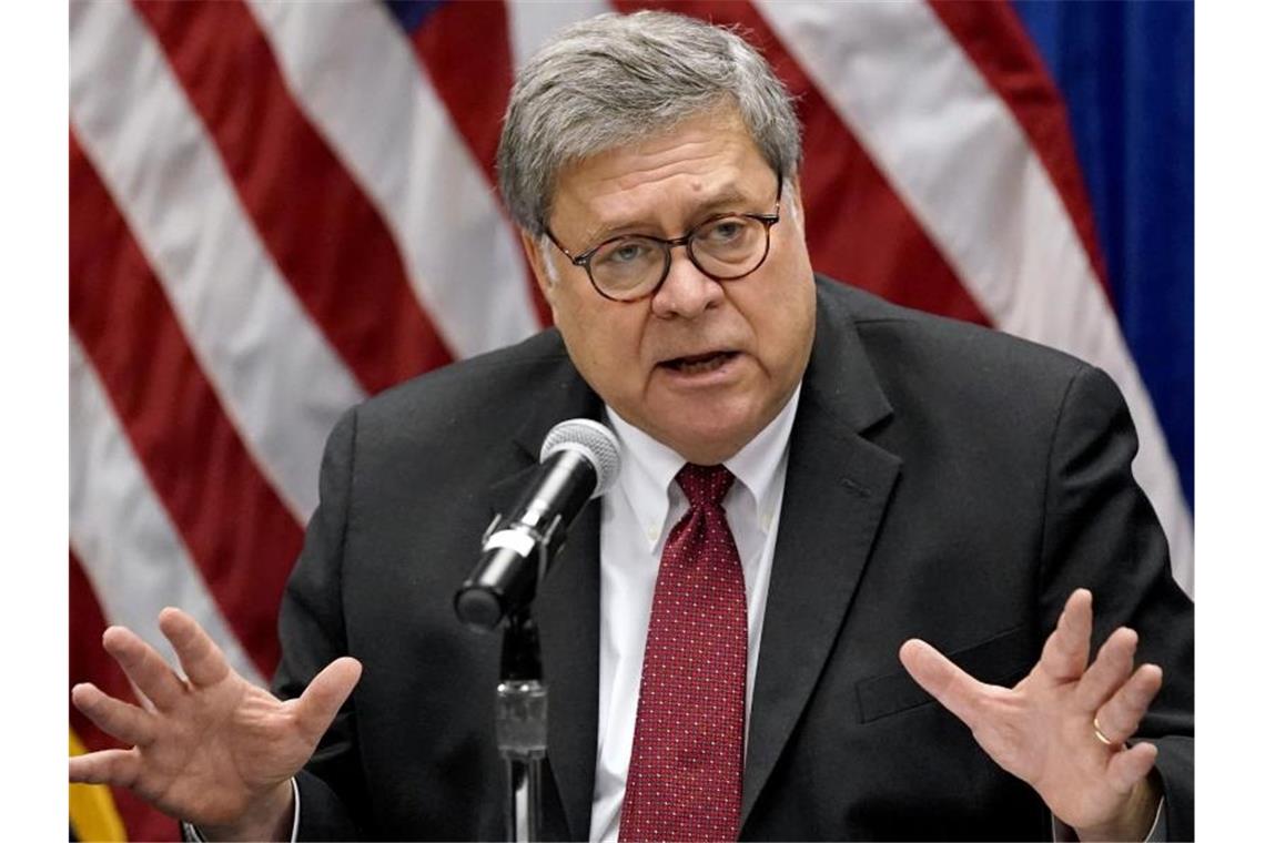 Das US-Justizministerium hat nach Angaben von Ressortchef William Barr bislang keine Beweise für den von Präsident Donald Trump behaupteten Wahlbetrug im großen Stil gefunden. Foto: Jeff Roberson/AP/dpa