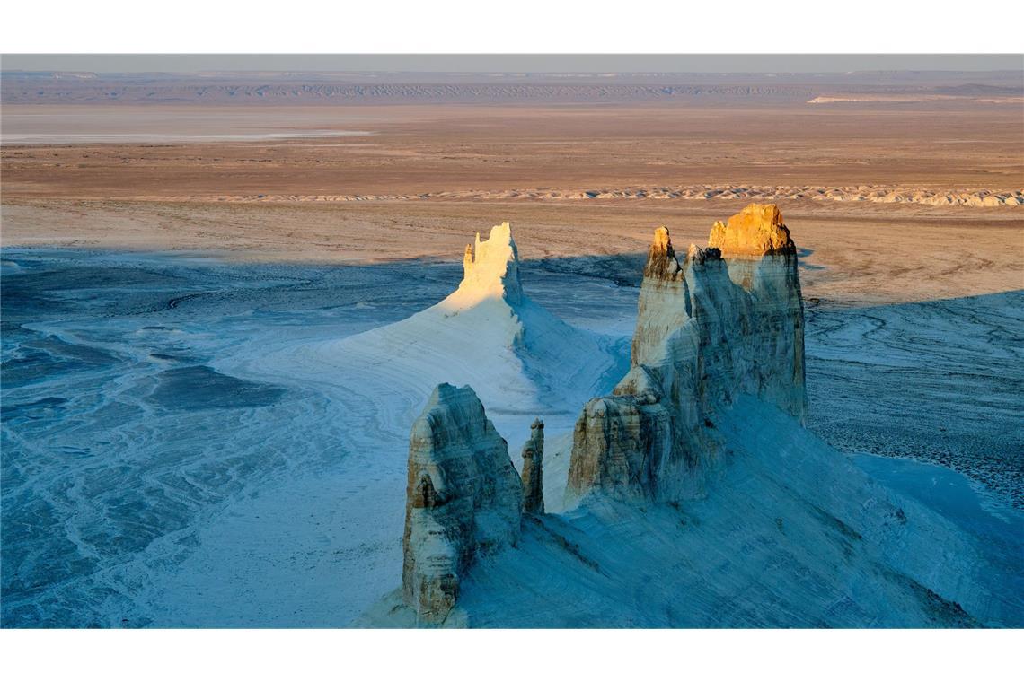 Unter der Türkei wächst ein Riss – tief unter der Erde Das Ustyurt Plateau in Kasachstan ist der trockene Grund eines einst gewaltigen trockenen Ozeans – Neotethys.
