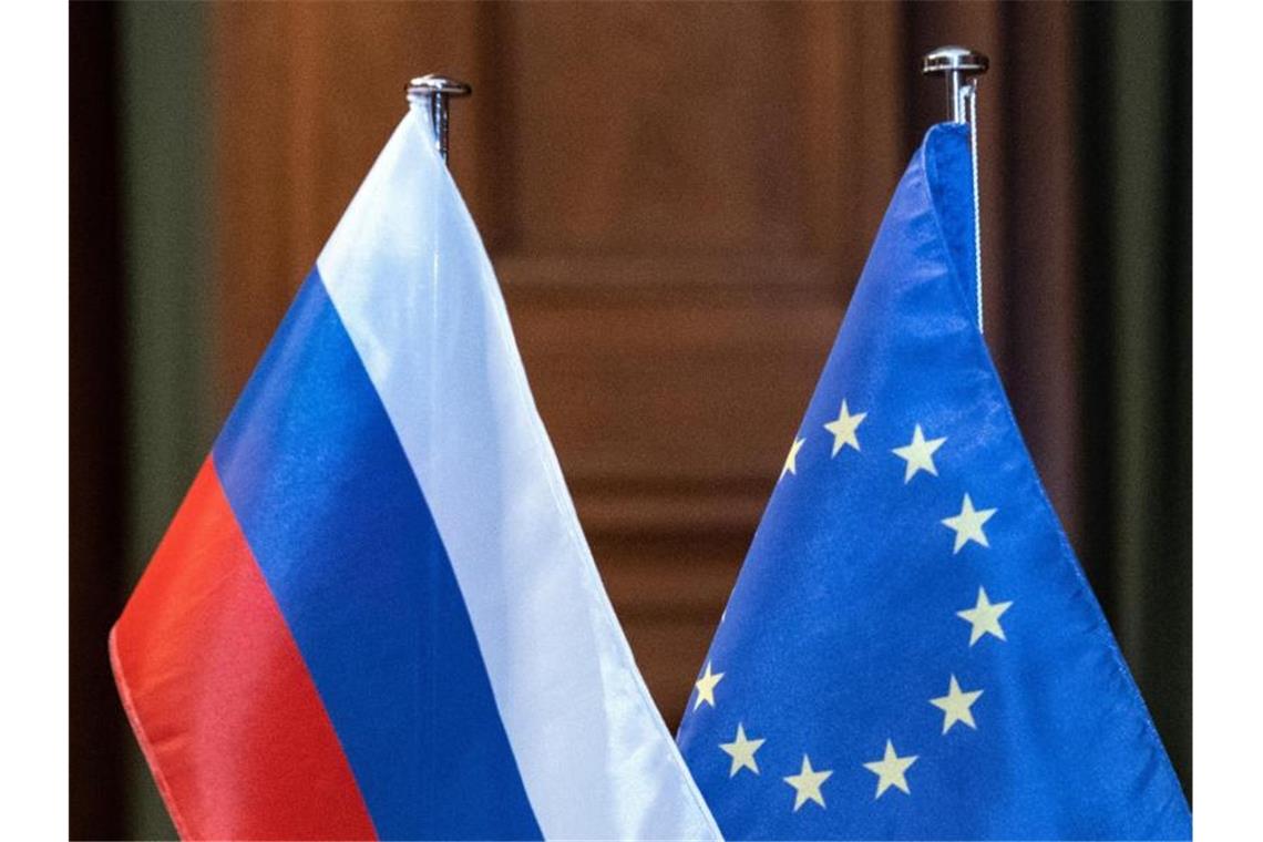 EU bestellt wegen Einreiseverboten Russlands Botschafter ein Das Verhältnis zwischen Russland und der EU ist derzeit angespannt. Foto: Paul Zinken/dpa