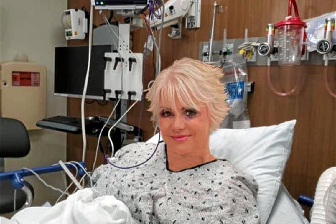 Betrug mit KI-Foto von Tatjana Geßler Das vermeintliche Foto zeigt die Moderatorin im Krankenhaus. Screenshot: Redaktion