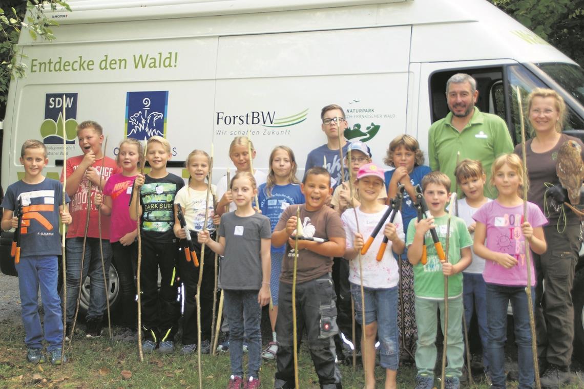 Keine Chance für Langeweile Das Waldmobil ist eines der Angebote, die Jahr für Jahr ruckzuck ausgebucht sind. Foto: privat