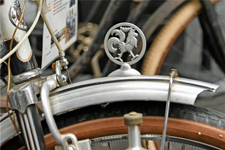 Das Wappentier auf dem Schutzblech steht für Qualität aus Backnang. Die Firma Hahn verkaufte aber auch Fahrräder unter anderen Markennamen. Foto: Tobias Sellmaier