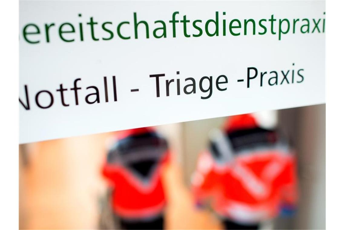 Bundestag muss sich mit Triage befassen Das Wort Triage stammt vom französischen Verb „trier“, das „sortieren“ oder „aussuchen“ bedeutet. Foto: Hauke-Christian Dittrich/dpa
