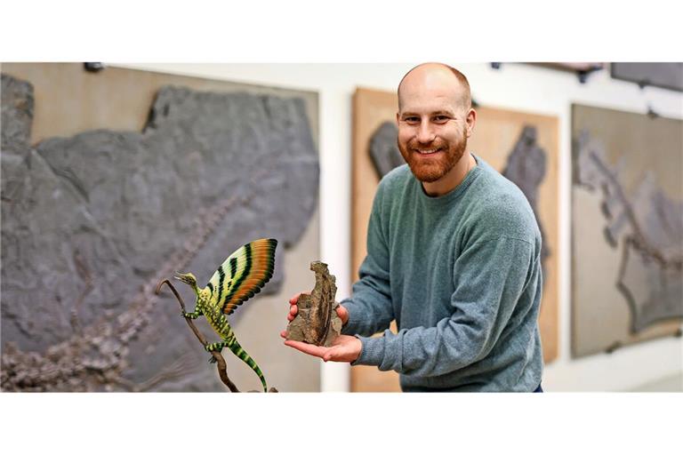 Das Wundertier und sein Entdecker Stephan Spiekman. Hier wurde mit einem kleinen Fossil große Geschichte geschrieben.