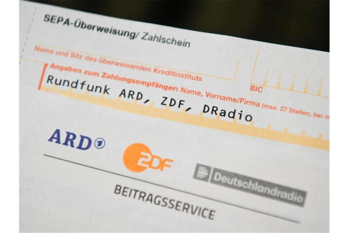 Das ZDF klagt vor dem Bundesverfassungsgericht für die Erhöhung des Rundfunkbeitrags. Foto: Nicolas Armer/dpa