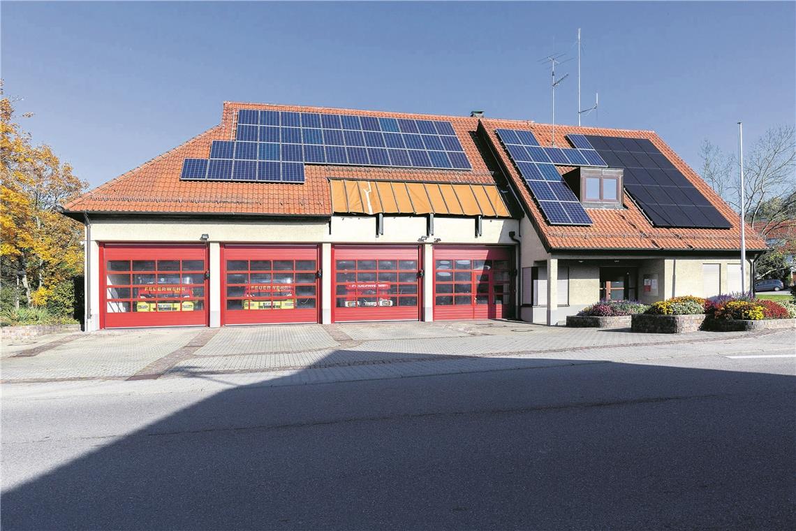 Das zentrale Gerätehaus der Weissacher Feuerwehr im Aichholzhof ist 1984 bezogen worden und bedarf einer Überholung. Archivfoto: Jörg Fiedler