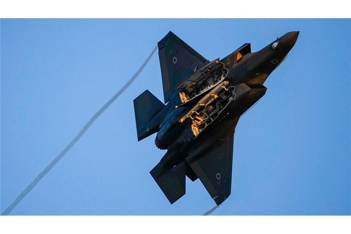 Das zweite Besatzungsmitglied eines über dem Iran abgeschossenen Kampfjets ist gerettet. (Archivbild)