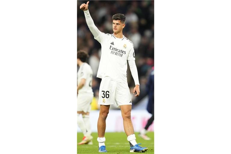 Daumen hoch für den Transfer: Chema Andrés kommt
