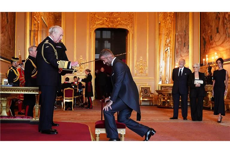 David Beckham wurde zum Ritter geschlagen.