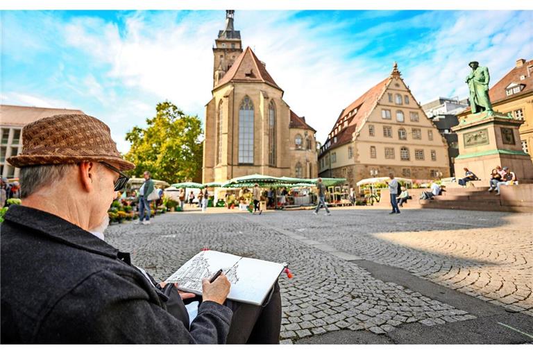 David Chamness aus Seattle (USA) bei der Arbeit am Schillerplatz