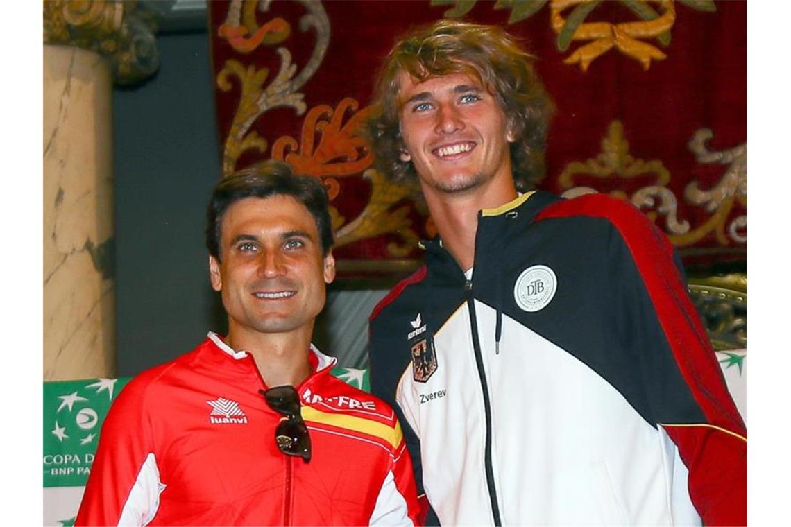 David Ferrer (l) könnte der nächste Coach von Alexander Zverev sein. Foto: JOSE M. FERNANDEZ DE VELASCO/gtres/dpa