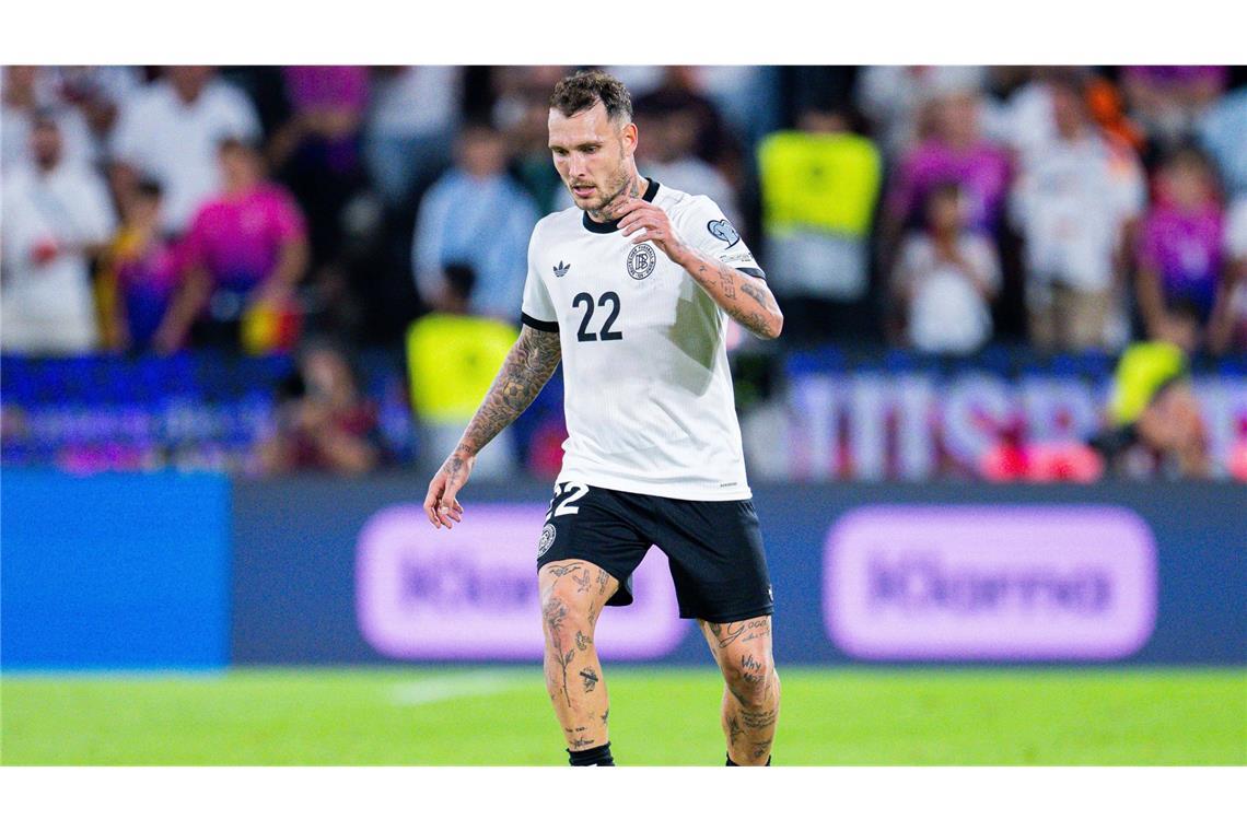 Ex-VfB-Spieler Woltemade trifft zum Sieg David Raum (Note 3): Der Konkurrent des überraschend nicht nominierten VfB-Profis Maximilian Mittelstädt auf der Linksverteidigerposition machte seine Sache am Montagabend ordentlich. Raum gab bisweilen mal wieder eher den Linksaußen als den Linksverteidiger – und brachte einige gefährliche Standards nach innen. Seine Ecke führte zum 1:0 durch Nick Woltemade.