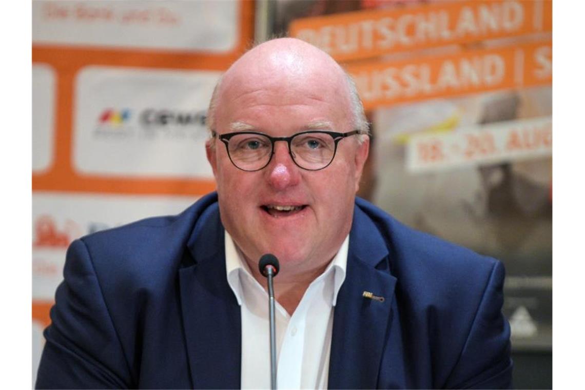 Deutsche Basketballer hoffen auf Zuschlag für EM DBB-Präsident Ingo Weiss will die EM 2021 nach Deutschland holen. Foto: Axel Heimken