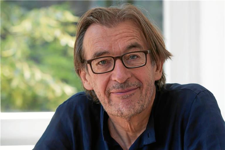 Dem Schreiben der Kriminalromane um Wolfgang Schorlaus Helden, den Privatdetektiv Georg Dengler, geht eine intensive Recherchephase voraus – auch bei „Black Forest“. Foto: Timo Kabel