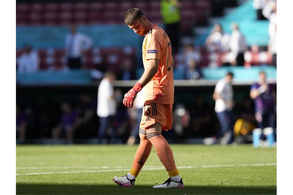 Nach Achtelfinal-Krimi: Spanien wirft Kroatien bei EM raus Dem spanischen Torwart Unai Simon unterlief ein folgenschweres Missgeschick. Foto: Martin Meissner/AP Pool/dpa
