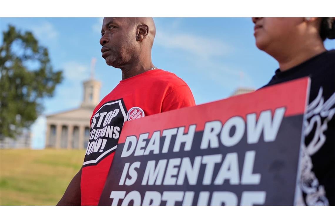 Demonstration gegen die Todesstrafe vor dem Tennessee State Capitol.