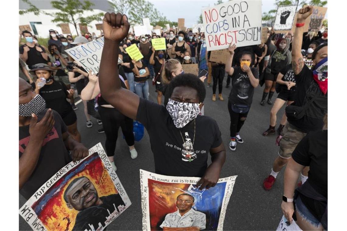 Demonstration in Boston. Foto: Michael Dwyer/AP/dpa