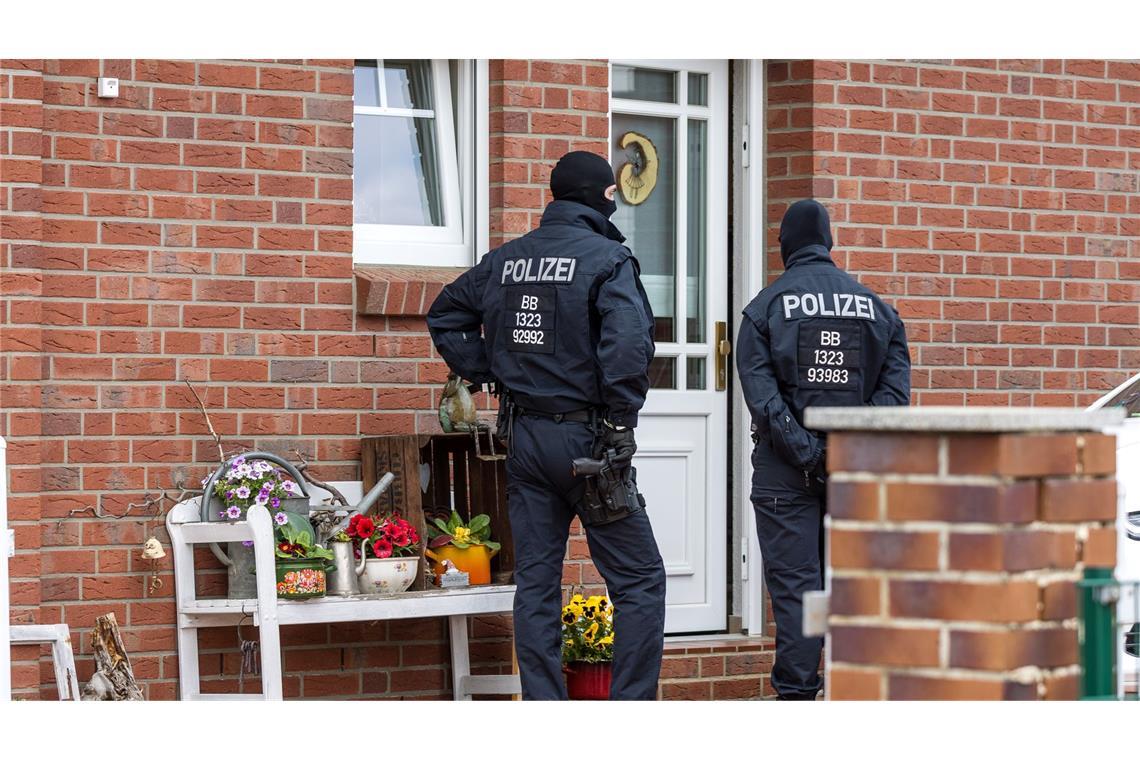 Rechte Terrorzelle? Junge Verdächtige angeklagt