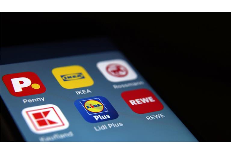Den Kunden winken teils exklusive Vorteile, wenn sie sich bei Apps von Handelsketten registrieren.