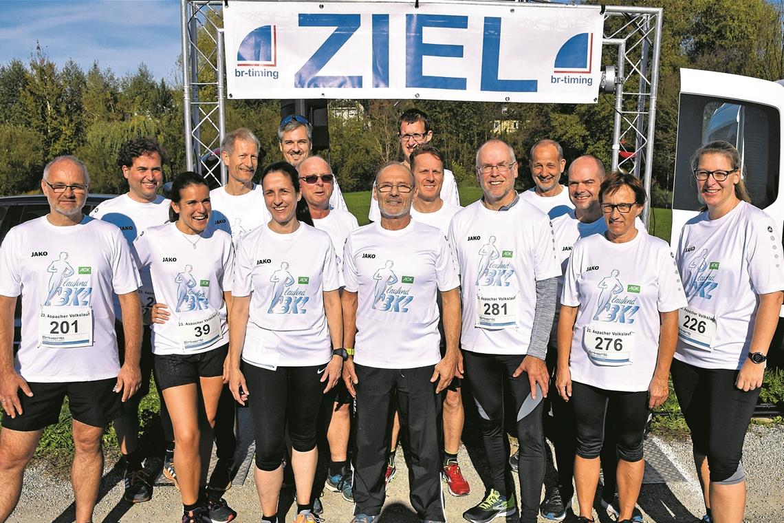 Den Silvesterlauf als Ziel vor Augen, testeten einige Laufend-BKZ-Sportler ihre aktuelle Form beim Aspacher Volkslauf. Foto: T. Sellmaier