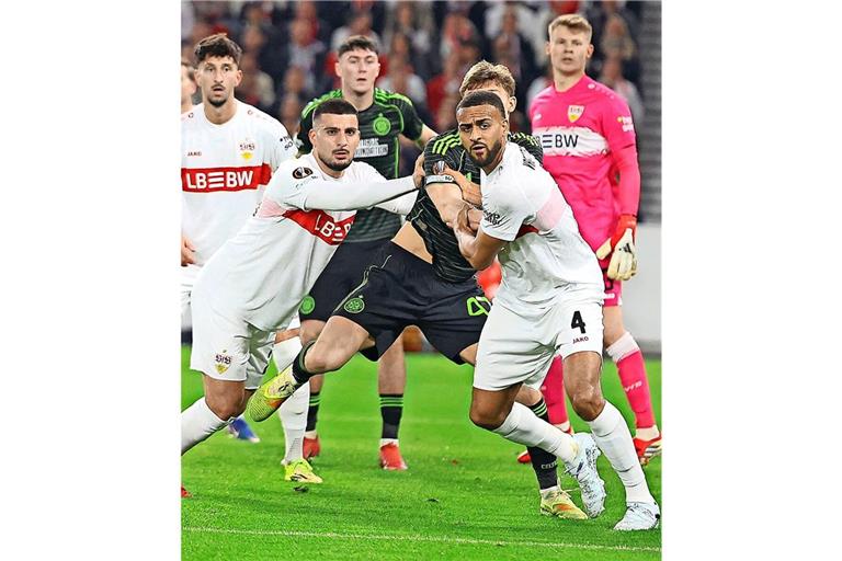 Deniz Undav (vorne li.) und Josha Vagnoman (re.)