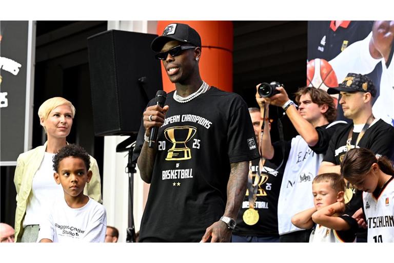 Dennis Schröder führte das Team zu Gold.