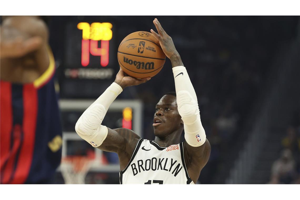 Weltmeister wechselt zu den Golden State Warriors Dennis Schröder wechselt innerhalb der NBA.