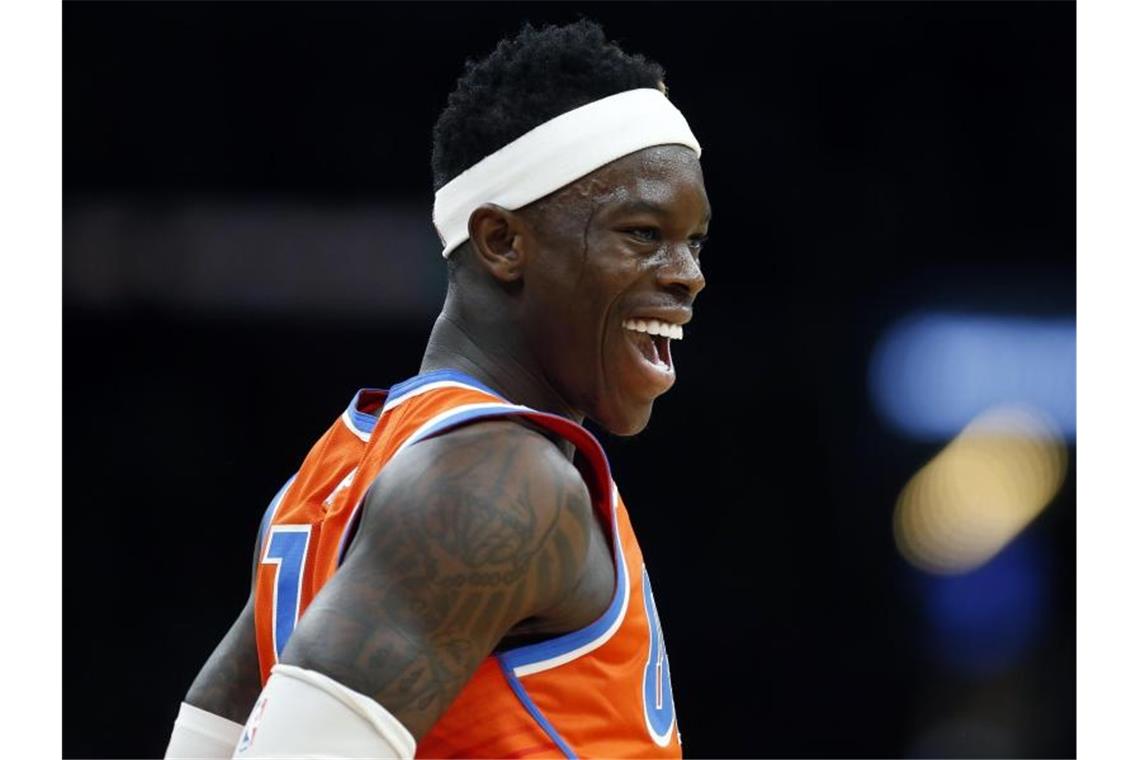 Dennis Schröder wird in den NBA-Playoffs wieder für Oklahoma City Thunder spielen. Foto: Michael Dwyer/AP/dpa