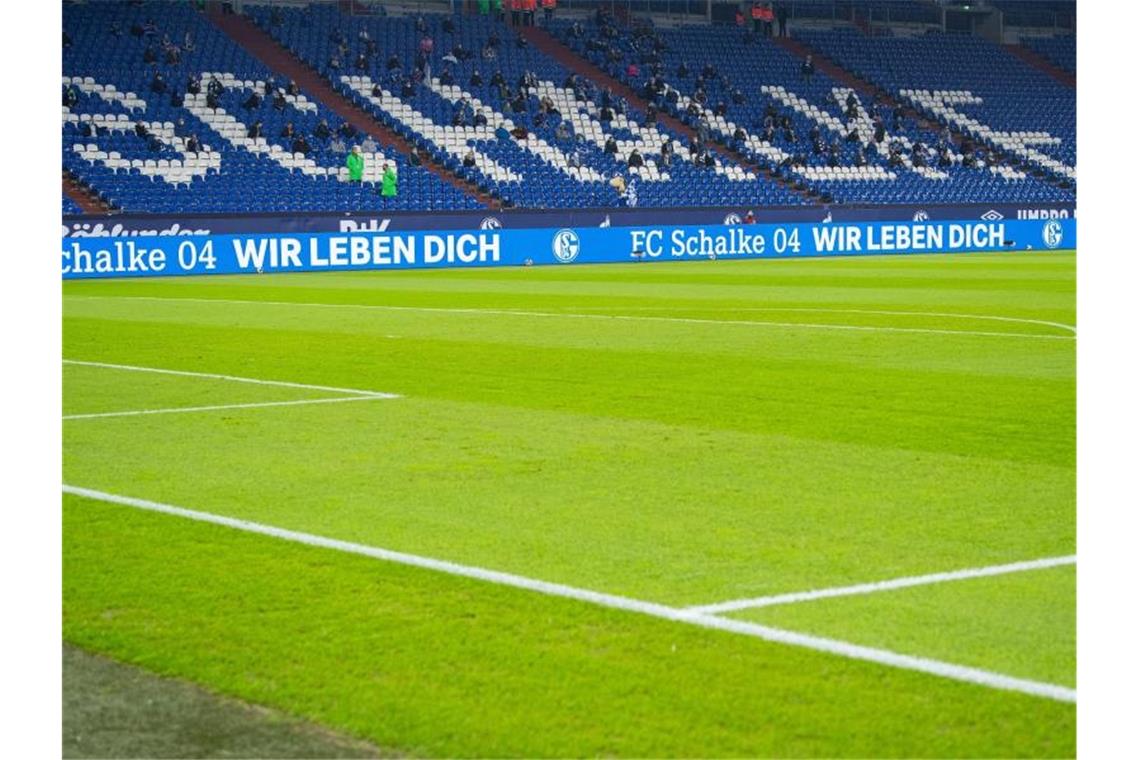 Mit 53-Tage-Verzug: Schweinfurt will Traumlos Schalke ärgern Der 1. FC Schweinfurt 05 tritt auf Schalke zum DFB-Pokal an. Foto: Guido Kirchner/dpa