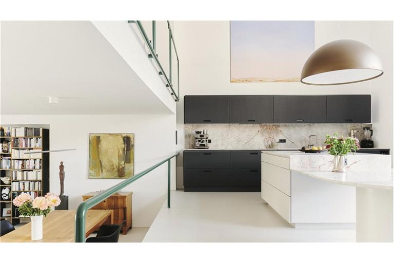 Der 1. Preis wurde an Christopher Sitzler,  Architekt aus Berlin, für das Projekt „Wohnungszusammenlegung“ in Berlin-Kreuzberg. verliehen.