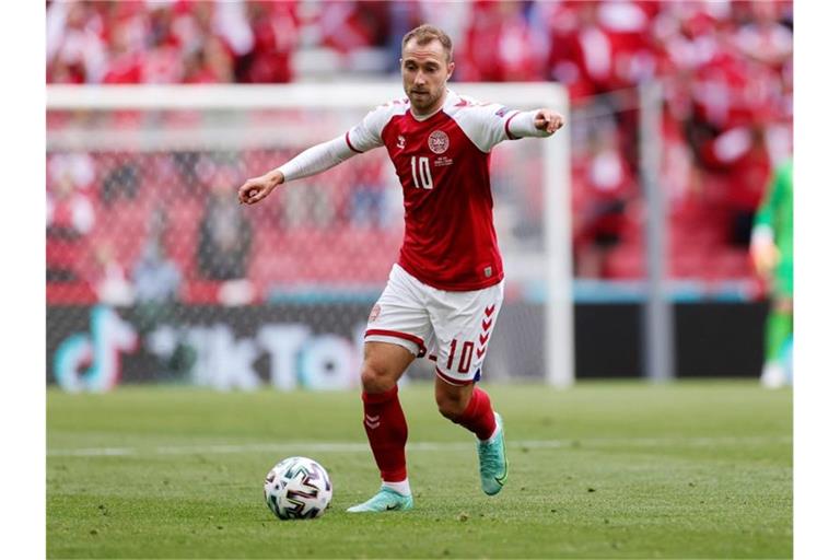 Der 109-fache Nationalspieler will auch weiterhin für die dänische Nationalmannschaft auflaufen. Foto: Wolfgang Rattay/POOL REUTERS/AP/dpa