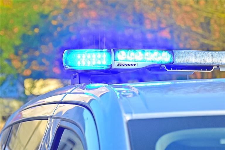 Der 17-Jährige verletzte sich leicht am Bein. Symbolfoto: Tobias Sellmaier