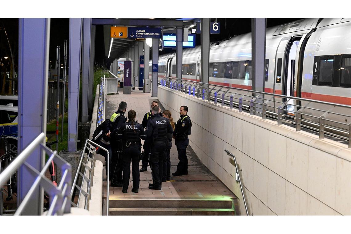 Der 20-Jährige kam in Polizeigewahrsam.