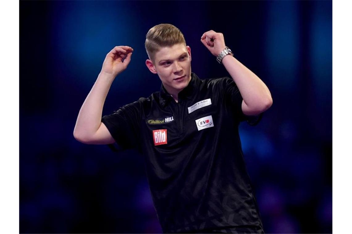 Das bringt der Tag bei der Darts-WM Der 22-jährige Nico Kurz trifft auf Luke Humphries. Foto: John Walton/PA Wire/dpa