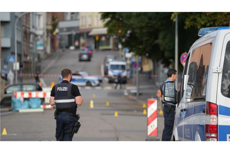 Der 34 Jahre alte Polizist wurde nach einem Tankstellen-Überfall ershossen.