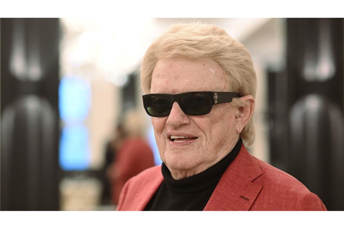 Der 87-jährige Heino ist seit mehr als 60 Jahren im Showgeschäft aktiv. (Archivbild)