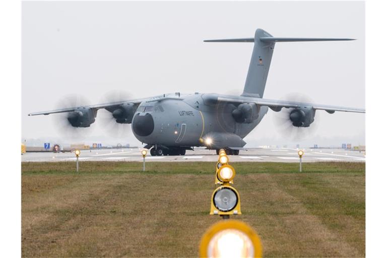 Der A400M ist der Militärtransporter im Repertoire von Airbus. Foto: Matthias Balk/dpa