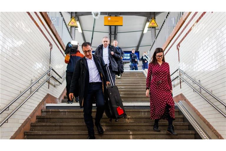 Der Abstecher nach Offenburg zum Landesparteitag dürfte Cem Özdemir im Gedächtnis bleiben. Hinterher hat er Ärger im Gepäck.