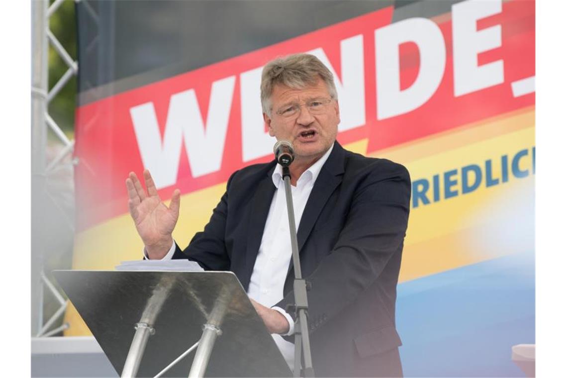 Der AfD Bundesvorsitzender Jörg Meuthen spricht zum Auftakt des Brandenburger Landtagswahlkampfs in Cottbus. Foto: Jörg Carstensen
