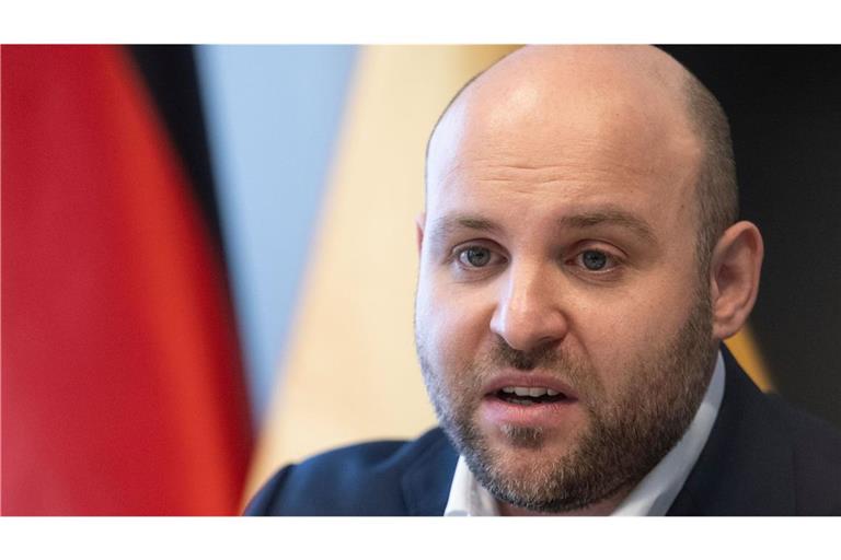 Der AfD-Landesvorsitzende Markus Frohnmaier (Archivbild).
