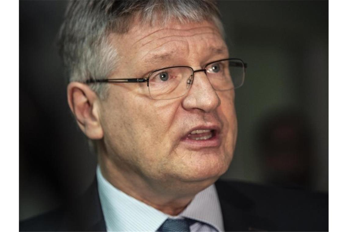 AfD-Chef Meuthen: Viele vernünftige Leute im „Flügel“ Der AfD-Vorsitzende Jörg Meuthen schaut skeptisch. Foto: Paul Zinken/dpa/Archivbild