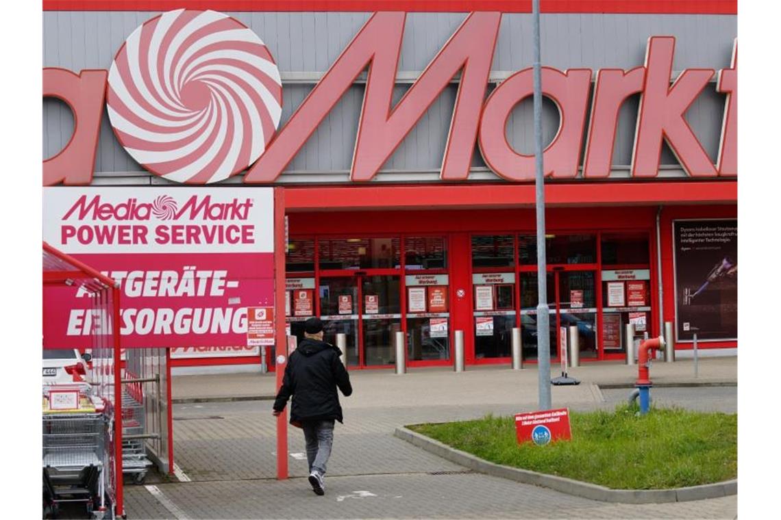 Der anhaltende Lockdown in Teilen Europas wie Deutschland und den Niederlanden belastet den Elektronikhändler Ceconomy, zu dem auch Mediamarkt gehört, weiterhin. Foto: Henning Kaiser/dpa