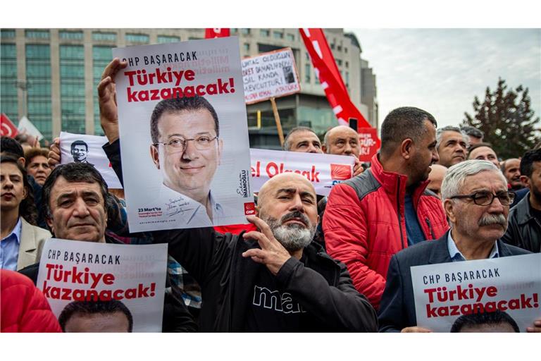 Der Anstieg der Abschiebungen in die Türkei ist aus Sicht der Linksfraktion besonders kritikwürdig. (Archivbild)