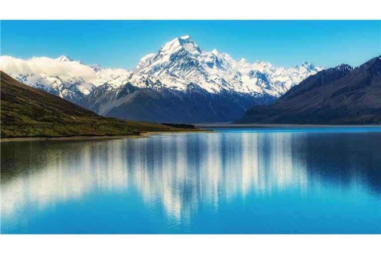 Der Aoraki/Mount Cook, häufig nur Mount Cook, ist Teil der Neuseeländischen Alpen und der höchste Berg Neuseelands.