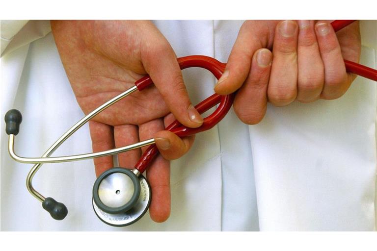 Der Arzt soll mehrere Patienten getötet haben (Symbolbild).