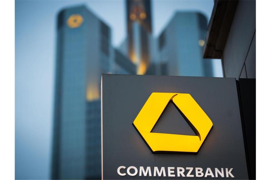 Der Aufsichtsrat der Commerzbank steht vor schwierigen Personalentscheidungen. Foto: Frank Rumpenhorst/dpa