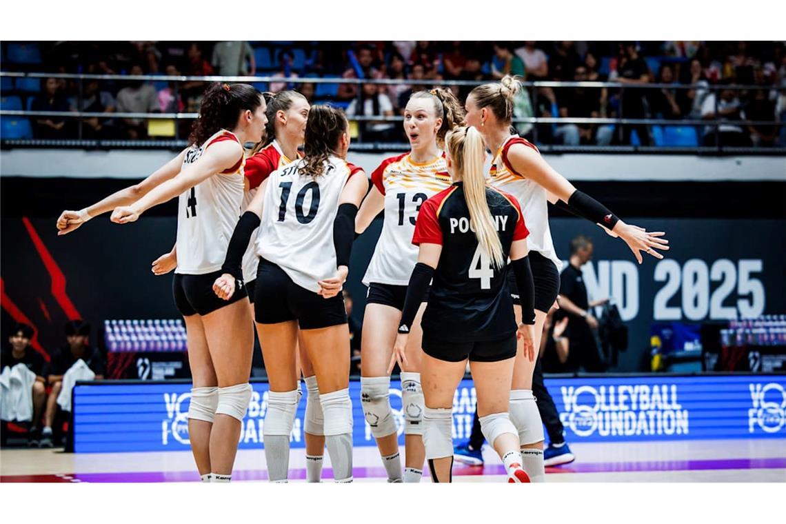 Deutsche Volleyballerinnen starten mit Sieg in WM Der Auftakt gelang den deutschen Frauen.