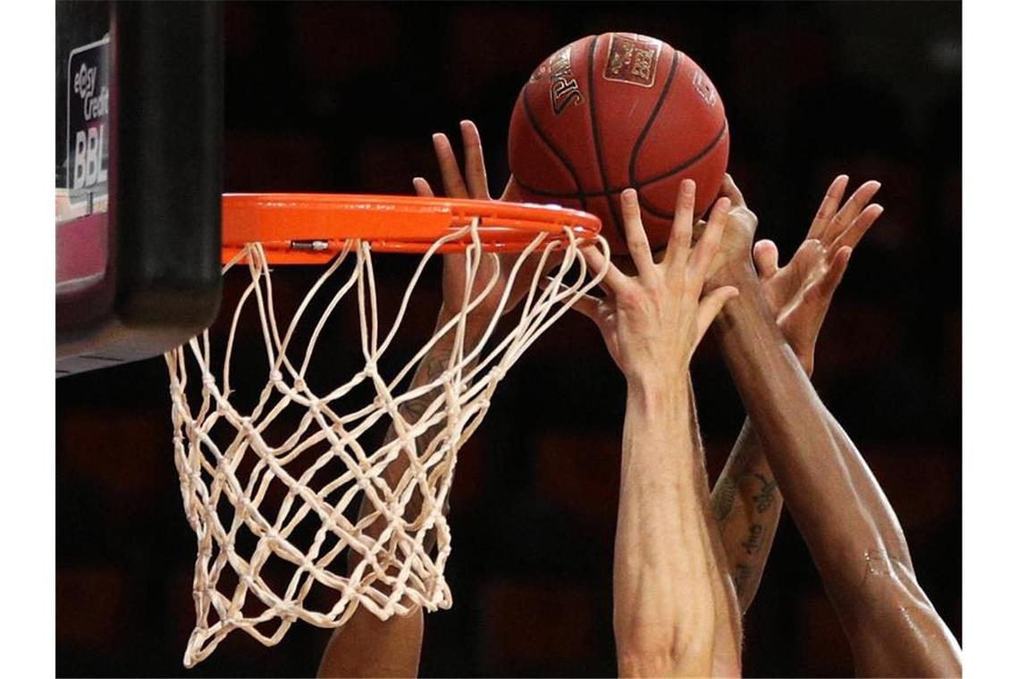 Basketball-Pokal: Corona-Fall und Bayern-Pleite zum Auftakt